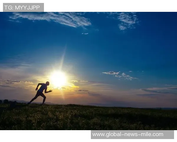 追逐梦想的脚步在绿茵场上绽放勇气与坚持的力量